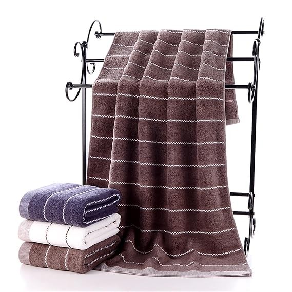 CHECKED TOWEL